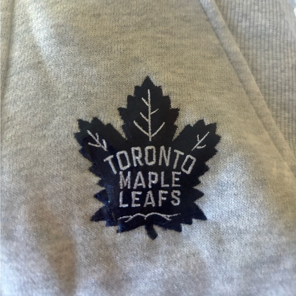 Lululemon x Toronto Maple Leafs Half Zip Scuba Hoodie Funnel Neck Size M/L - Picture 2 of 5
